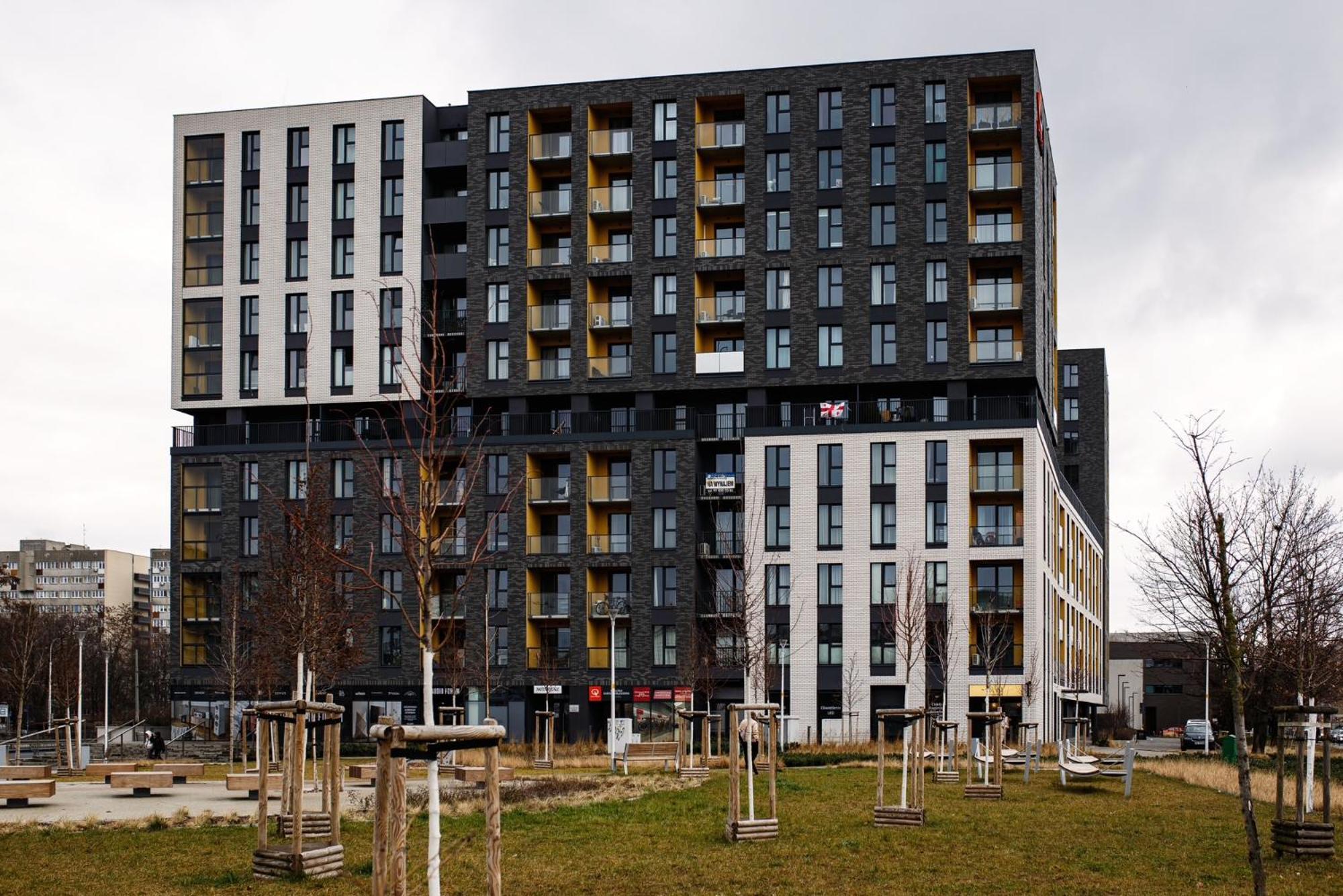 One Apartment *
